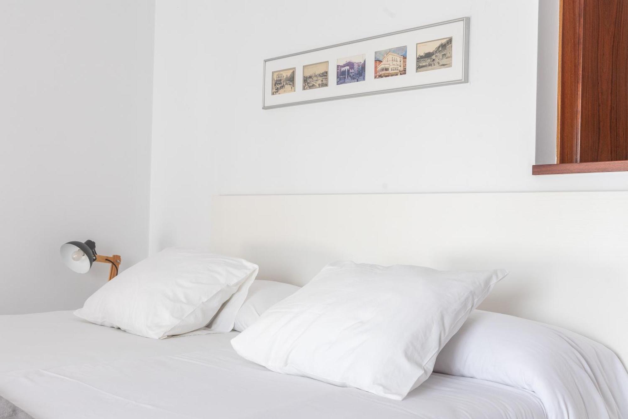 Mazi Apartments Colon Vic Exterior foto